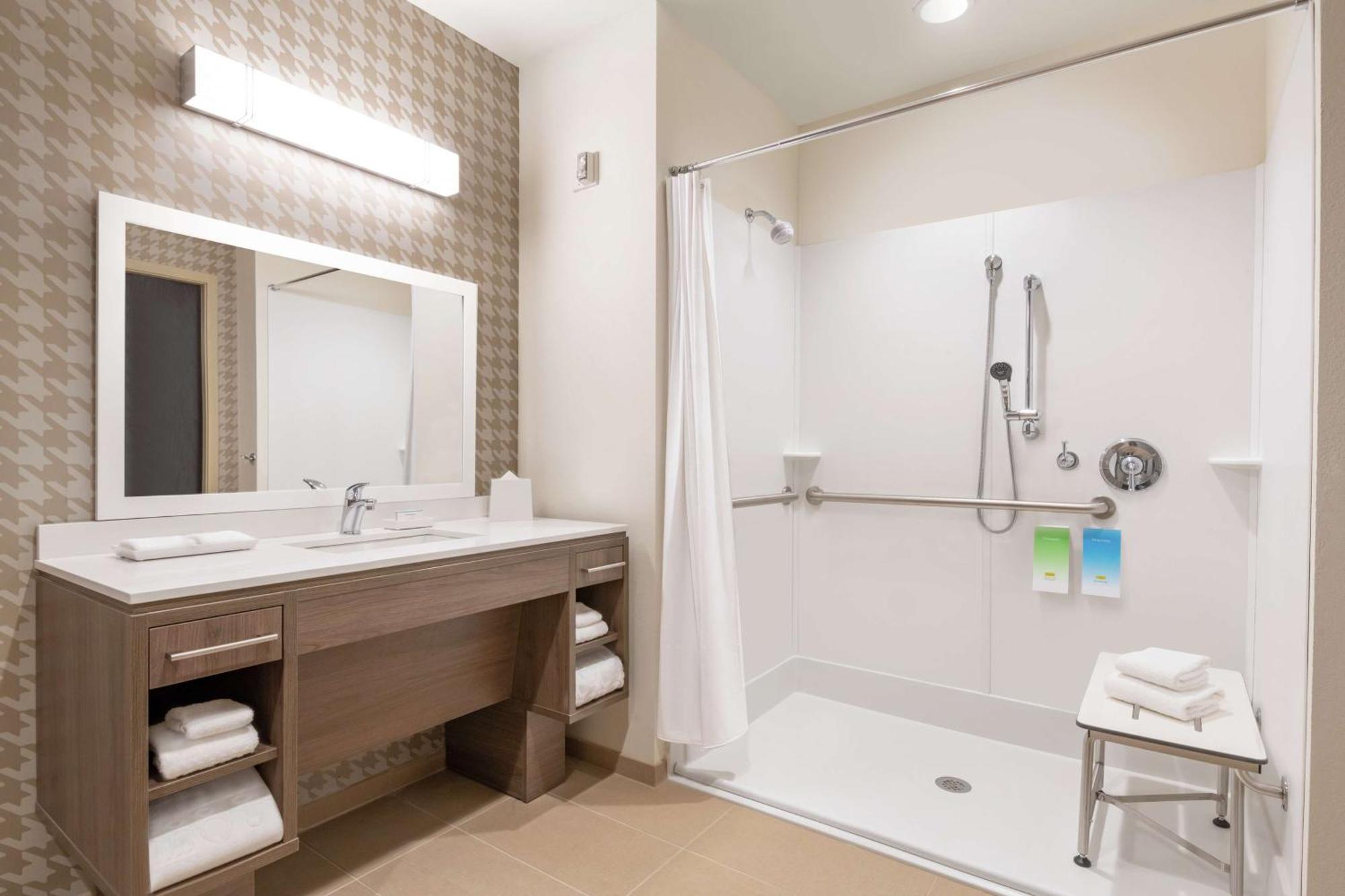 Home2 Suites By Hilton Rochester Greece Exterior photo
